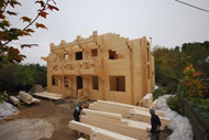 Srubový dům v Modulové technologii VISHERA (lepeného trámu)