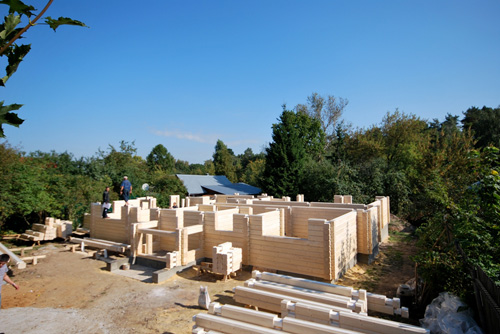 stavba roubenek 4