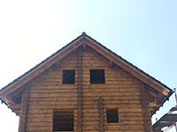 Norwegischen Blockhaus im Dorf Zakřany